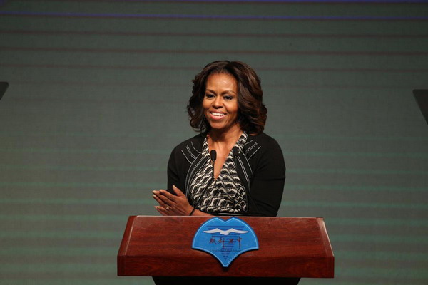 US first lady visits respected Chengdu school