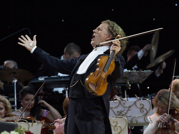 Long live the king of waltz[4]- Chinadaily.com.cn