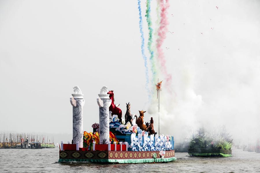 Qintong Boats Gathering Festival kicks off