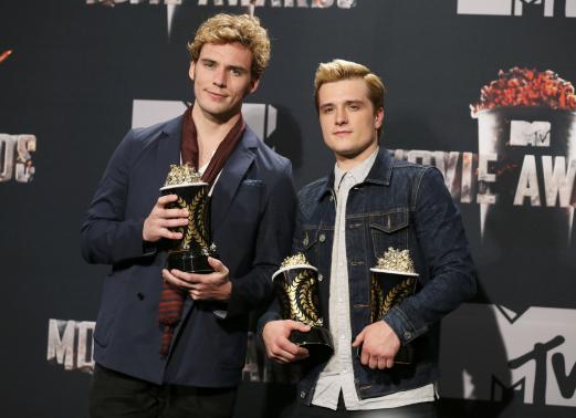 'Hunger Games: Catching Fire' sweeps MTV Movie Awards