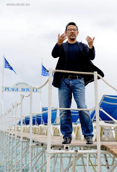 Jiang Wen promotes 'Gone with the bullets' in Cannes