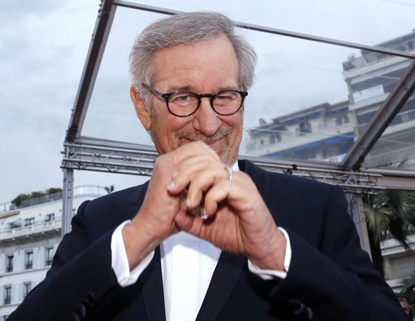 Spielberg's Cold War thriller get release dates