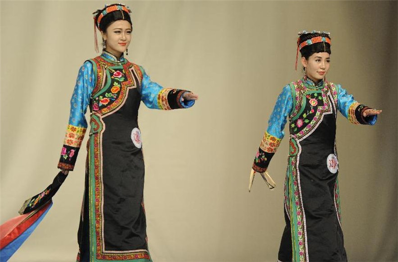 Highlights of Mongolian costume festival in Hulun Buir