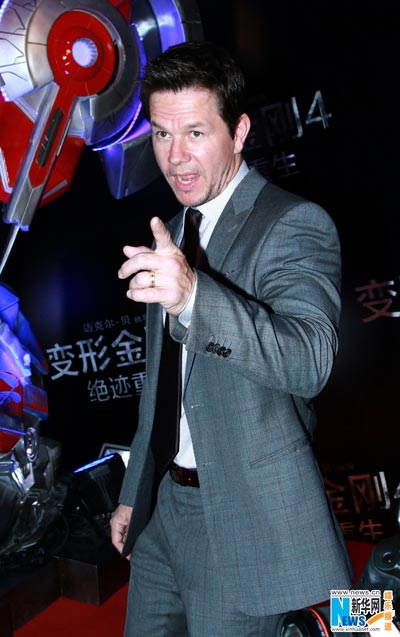 'Transformers: Age of Extinction' debuts in Beijing