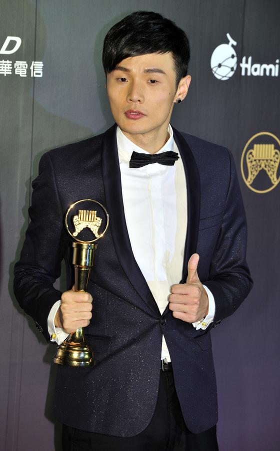 JJ Lin, Penny Tai claim top Golden Melody honors