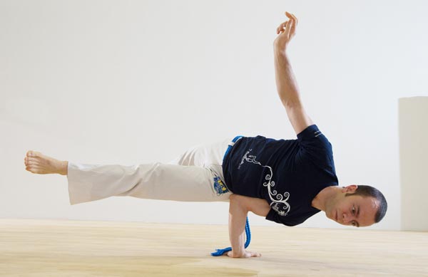 Brazil's Capoeira popular in Shanghai