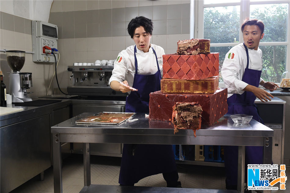 Nicolas Tse hosts new cooking outdoor reality show