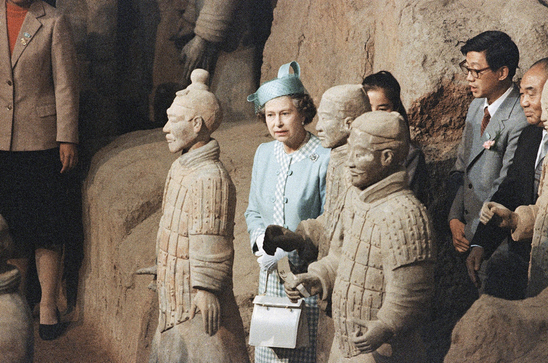 Terracotta warriors attract celebrities around the world