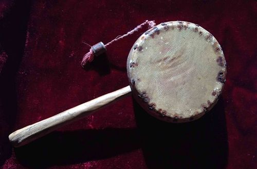 Premier's rattle-drum collected by National Museum