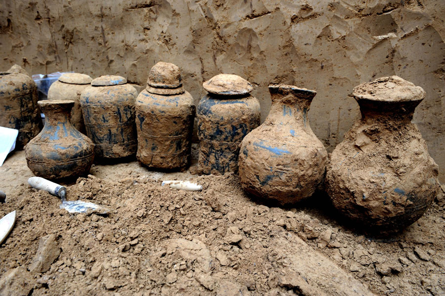 Ancient tombs of Han Dynasty discovered in Henan