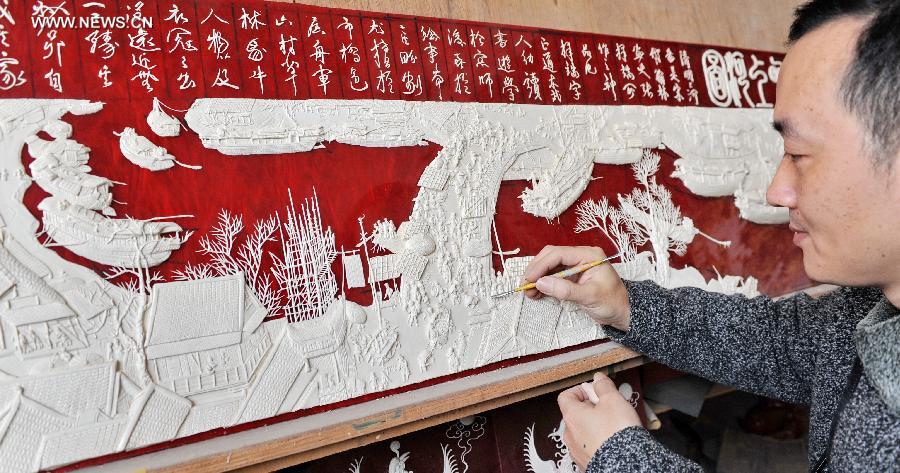 Lacquer thread sculpting listed as one of China's national intangible heritages