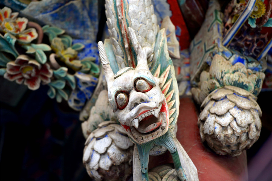 Wood carvings of gorgeous stage in Anhui