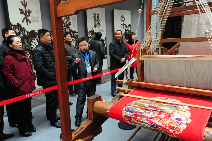 Silk museum opens in Anhui