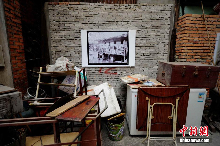 Old photographs on display at neighborhood slated for demolition in Fuzhou