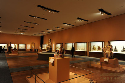 The State Council adopts a draft regulation to promote museum services