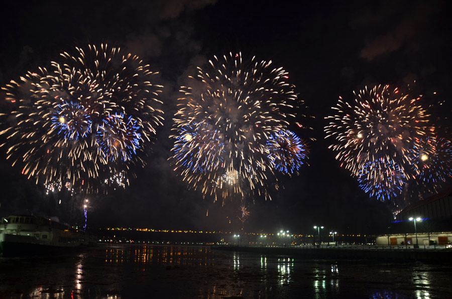 Fireworks celebrate Spring Festival in New Yor