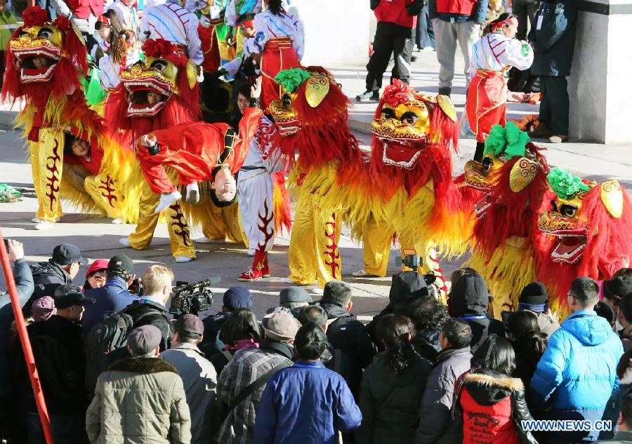 8-day temple fair at Ditan Park in Beijing