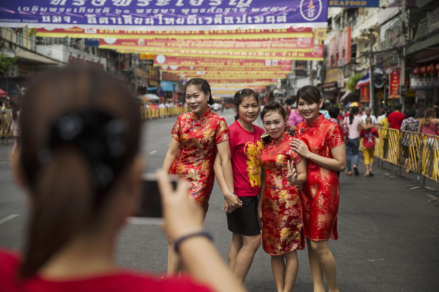 Spring Festival celebrated in Bangkok's Chinatown