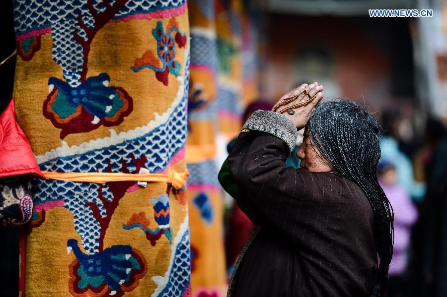 Locals celebrate New Year under Tibetan calendar in Tibet