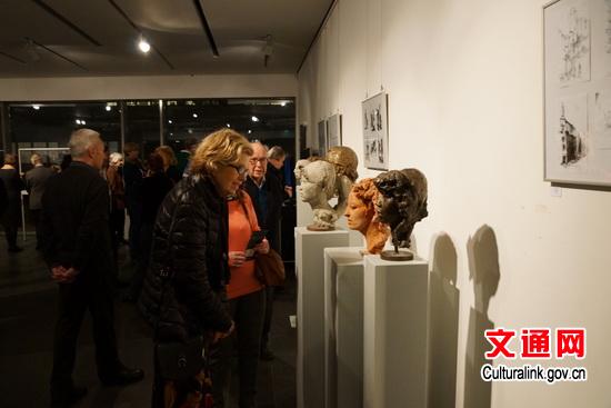 Art exhibition held at China Cultural Center in Berlin