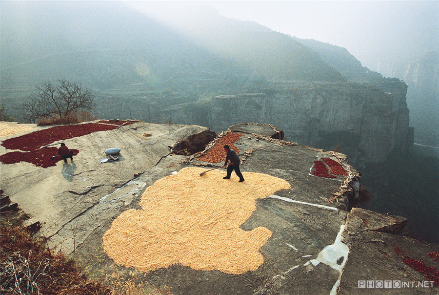 Photos capture village life in the Taihang Mountain