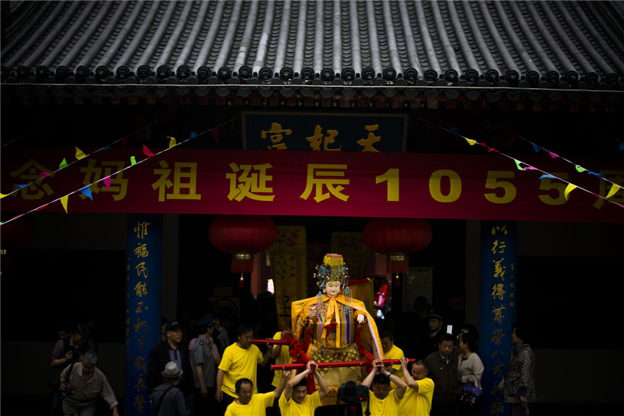Temple fair of Goddess Mazu opens in Nanjing