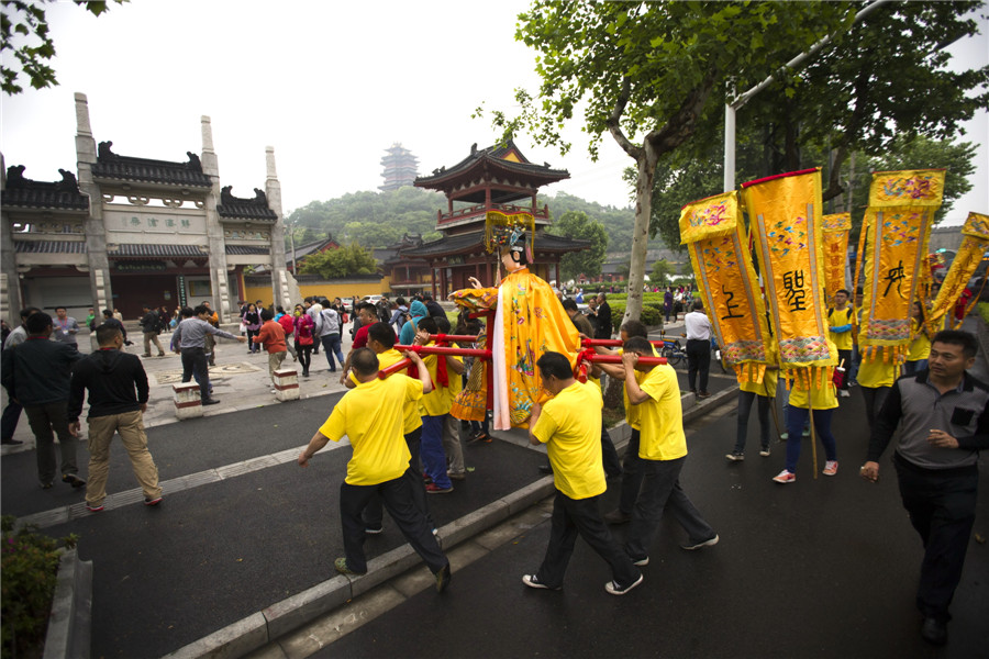 Temple fair of Goddess Mazu opens in Nanjing