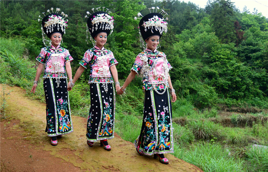 Ethnic Miao 84