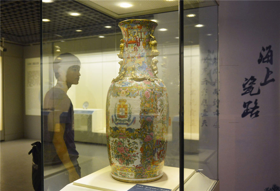 Ancient exported porcelain shines in Zhejiang museum