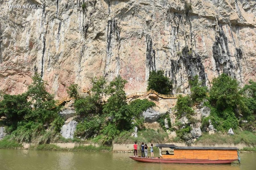 Huashan rock paintings to be inspected for world heritage
