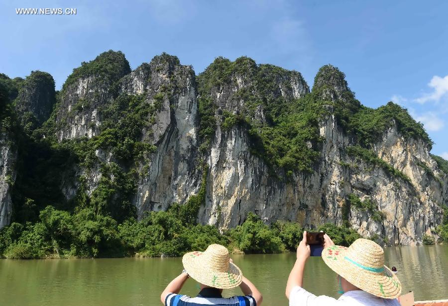 Huashan rock paintings to be inspected for world heritage