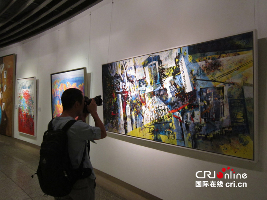 Silk Road art exhibition starts world tour