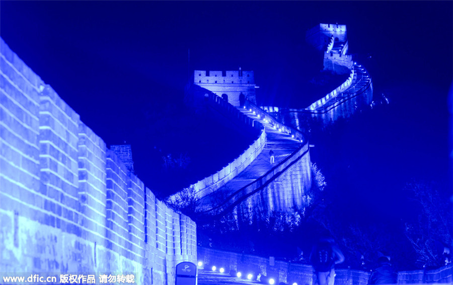 Great Wall lit up to mark 70th anniversary of UN founding