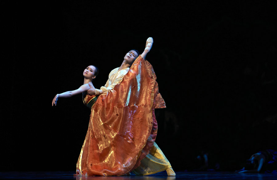 <EM>Song of Everlasting Regret</EM> adapted as ballet production