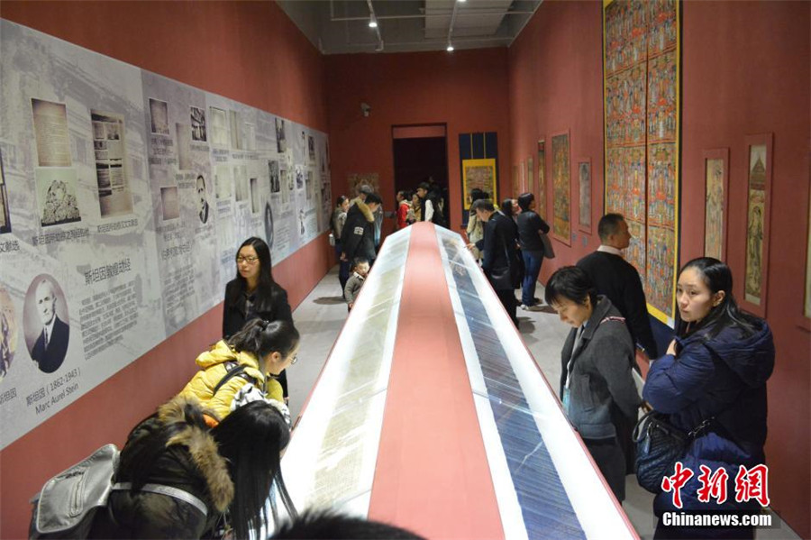 Exhibition of Dunhuang art held in Shanghai
