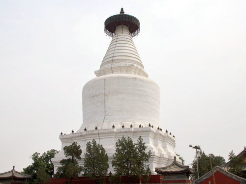 700-year-old White Dagoba Temple opens again