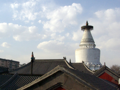 700-year-old White Dagoba Temple opens again