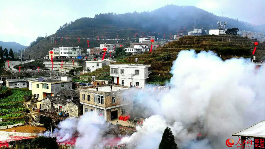 Ancient ancestral worship ceremony held in Xiamen