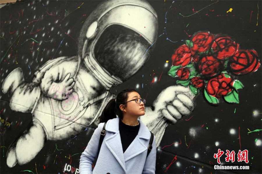 Graffiti appears in the 'love road' in Shanghai