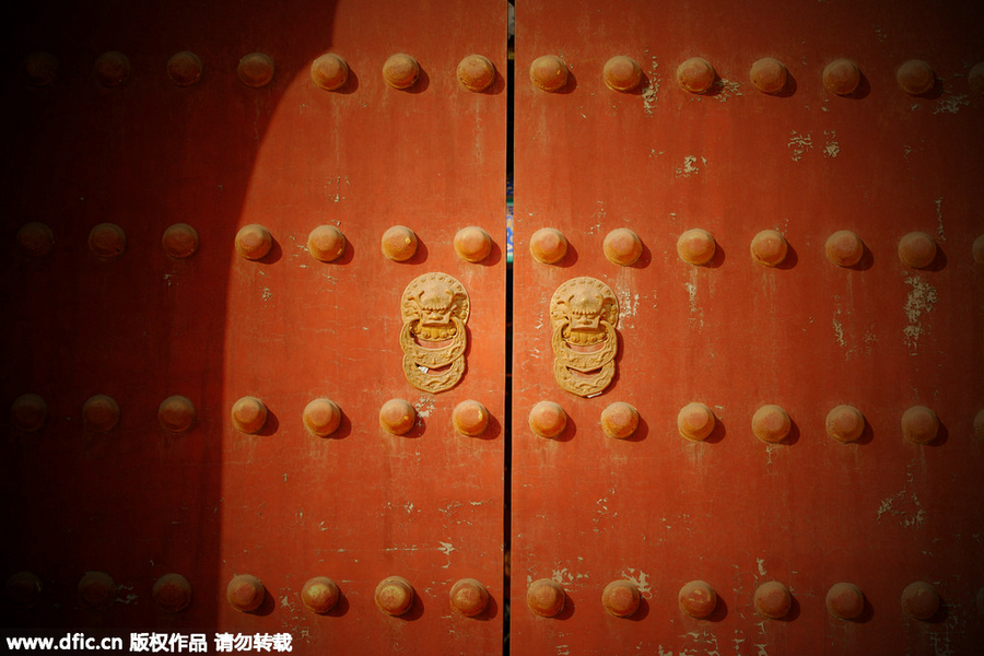 Bright Temple of Heaven shines in winter