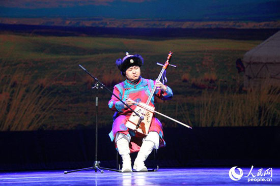 Grand show staged in Poland to mark Chinese Lunar New Year