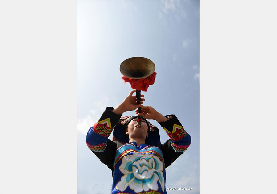 Intangible cultural heritage show held in S China