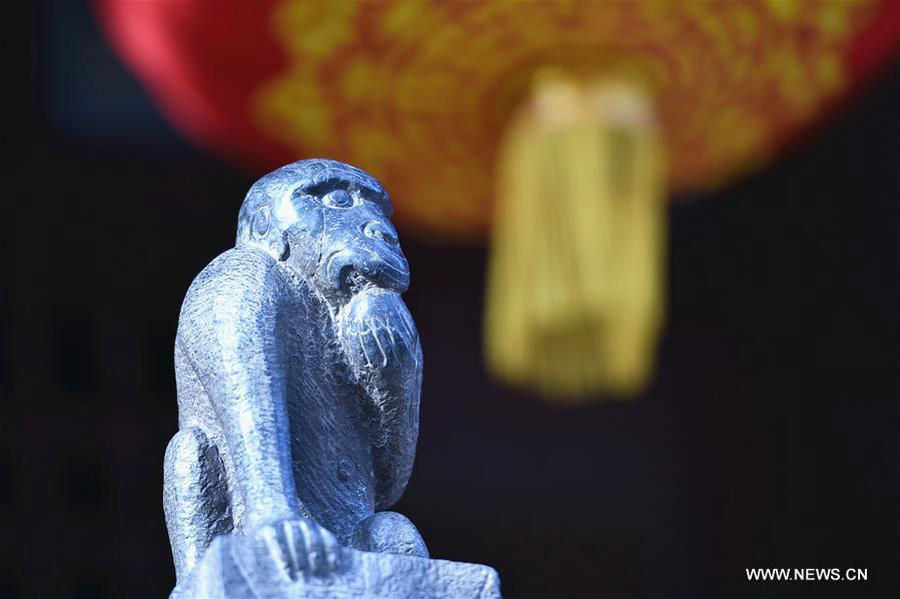 Stone monkey carvings attract crowds