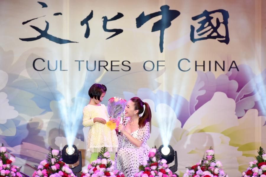 Chinese artists perform in Kenya