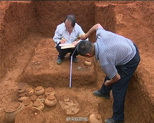 2,000-years-old tomb found in S China