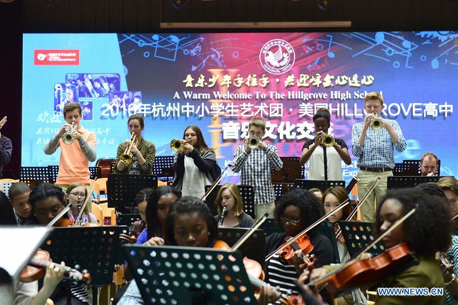 Chinese and American students attend musical exchange program