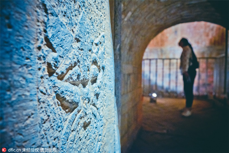 A glimpse of world's first ancient tombs museum