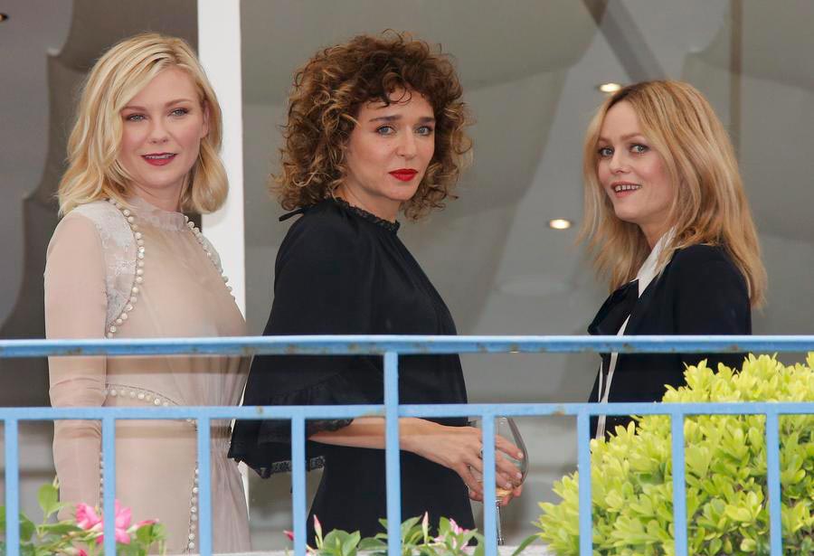 Jury members arrive in Cannes