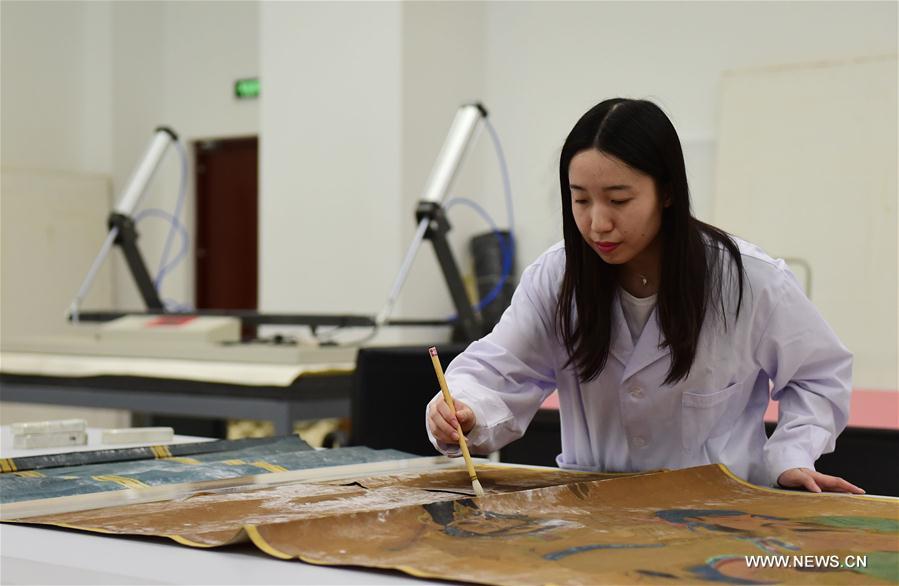 A look of cultural relic repair team at Liaoning Provincial Museum