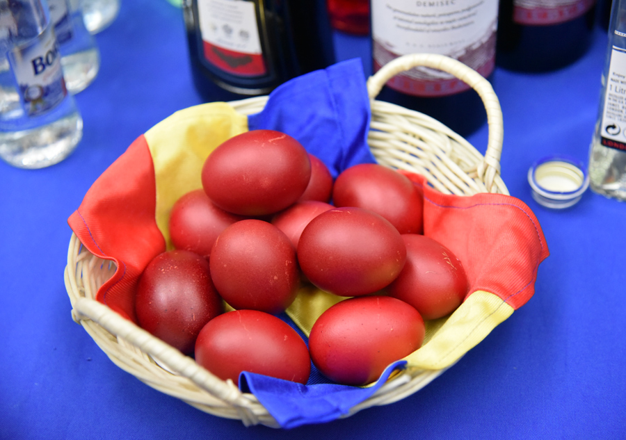 A taste of Romanian culture at its Open Day